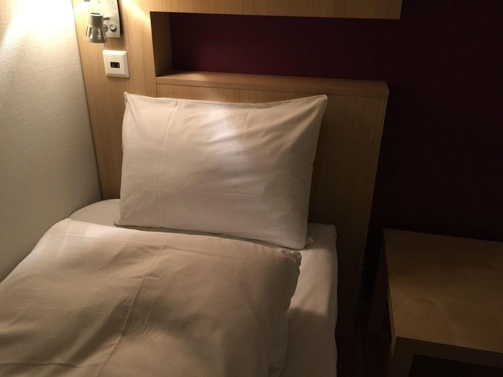 罗弗敦快捷酒店 斯沃尔韦尔 外观 照片